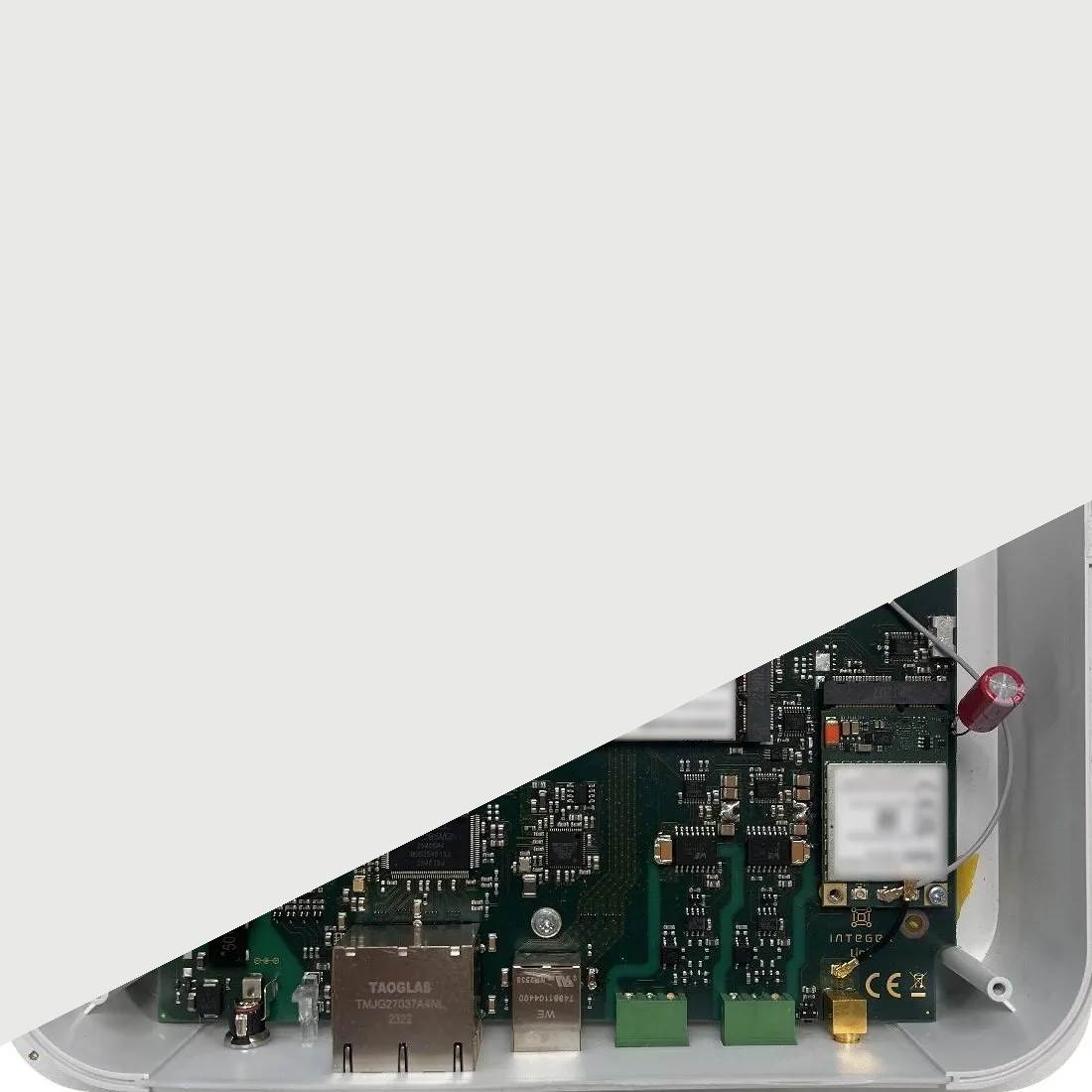 Inside the Mini Link: the circuit board